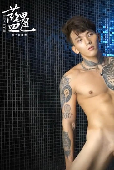 ����ɫ Blue Men166 ͬ־д����Ƶ[VIP]